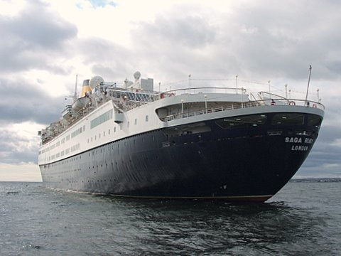 Cruise Liner Saga Ruby
