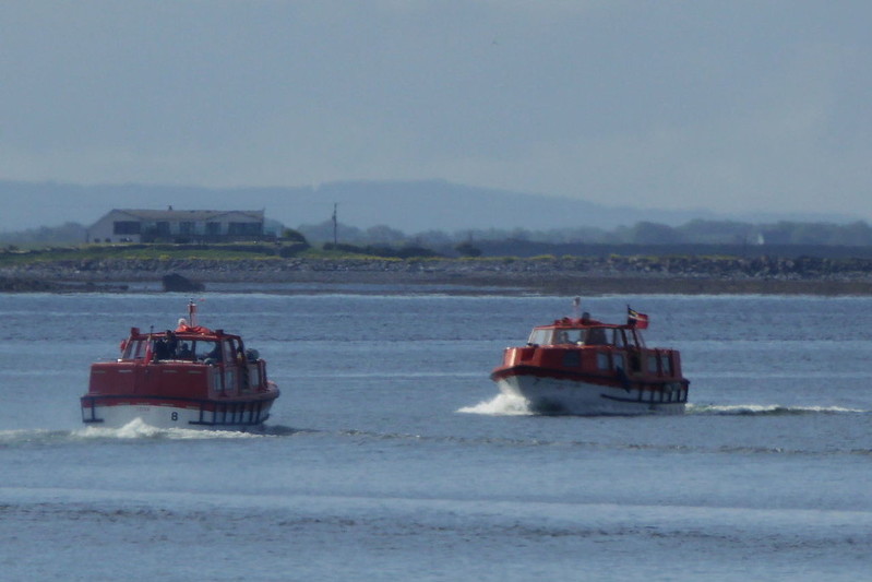 "Astor" passenger tenders
